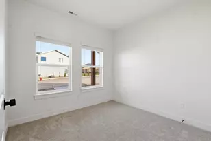 697 W 20 N, Hyrum, UT 84319 - Photo 22