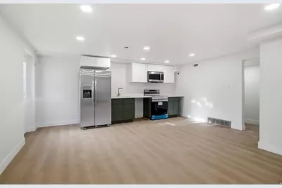 1358 E Maplewood Dr, Murray, UT 84121 - Photo 22