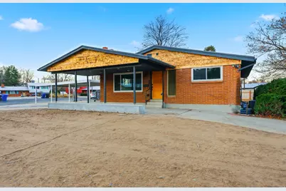 1358 E Maplewood Dr, Murray, UT 84121 - Photo 2