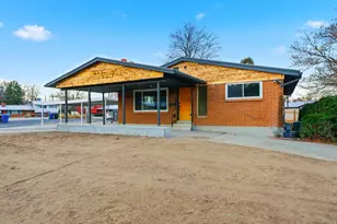 1358 E Maplewood Dr, Murray, UT 84121 - Photo 2