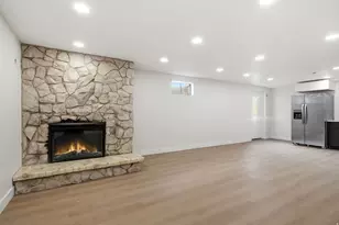 1358 E Maplewood Dr, Murray, UT 84121 - Photo 24