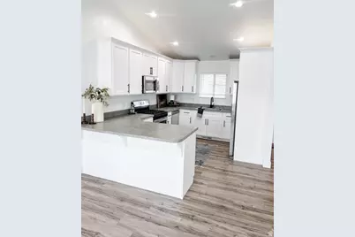 218 E 200 S, Aurora, UT 84620 - Photo 12