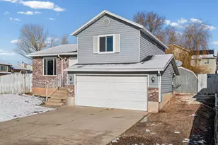 499 W 180 N, Clearfield, UT 84015 - Photo 4