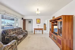 4955 S 4420 W, Salt Lake City, UT 84118 - Photo 4