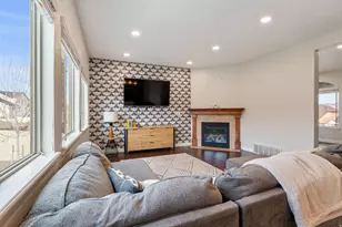 1539 S Rocky Ridge Ct W, Saratoga Springs, UT 84045 - Photo 4