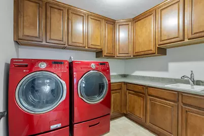 1539 S Rocky Ridge Ct W, Saratoga Springs, UT 84045 - Photo 10