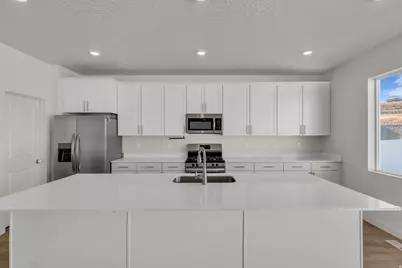 2543 N Velvet Moon Dr, Saratoga Springs, UT 84045 - Photo 8