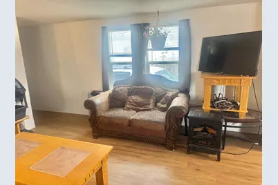 490 Hawthorne St, Tooele, UT 84074 - Photo 2