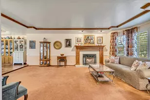 1972 E Everleigh Circle, Sandy, UT 84093 - Photo 4