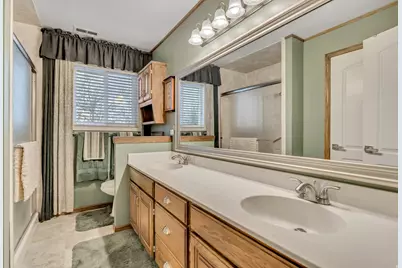 1972 E Everleigh Cir, Sandy, UT 84093 - Photo 34