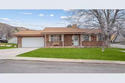 1768 N Moor Ln, Orem, UT 84057 - Photo 2