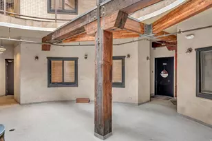 327 W 200 S, Salt Lake City, UT 84101 - Photo 18