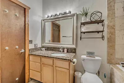 327 W 200 S #206, Salt Lake City, UT 84101 - Photo 14