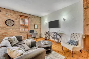 327 W 200 S, Salt Lake City, UT 84101 - Photo 2