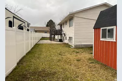 3853 W 5820 S, Taylorsville, UT 84129 - Photo 8