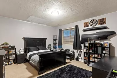 431 N 1050 E, Layton, UT 84040 - Photo 42