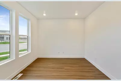 1017 E 250 St S #19, Salem, UT 84653 - Photo 8