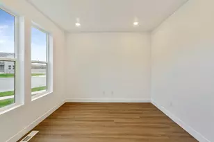 1017 E 250 St S, Salem, UT 84653 - Photo 8