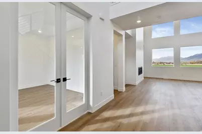1017 E 250 St S #19, Salem, UT 84653 - Photo 6