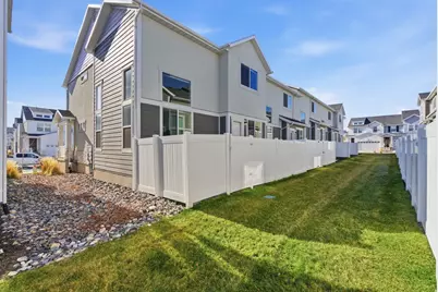 4224 W 2010 N #402, Lehi, UT 84048 - Photo 30