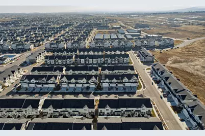 4224 W 2010 N #402, Lehi, UT 84048 - Photo 36