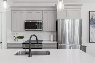 4224 W 2010 N #402, Lehi, UT 84048 - Photo 6