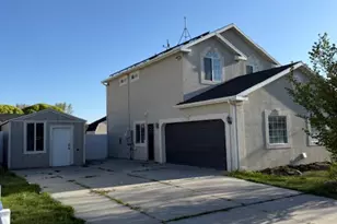 1334 E Harrier St, Eagle Mountain, UT 84005 - Photo 2