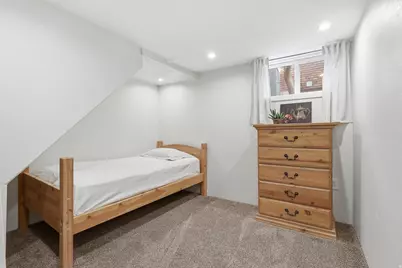 1021 E 800 S, Salt Lake City, UT 84102 - Photo 18