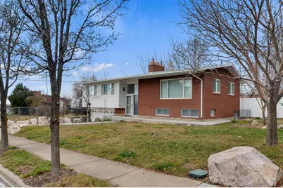 537 E 300 N, Kaysville, UT 84037 - Photo 4