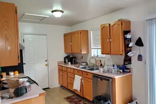 5043 W Ticklegrass Rd, West Jordan, UT 84081 - Photo 24