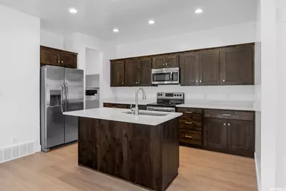 1749 S Sageberry Dr #349, Santaquin, UT 84655 - Photo 2