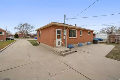 221 W Olympus Cir, Midvale, UT 84047 - Photo 28