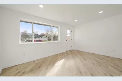 965 Amethyst St, Layton, UT 84041 - Photo 4