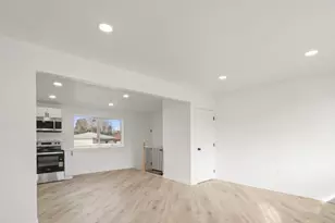 965 Amethyst St, Layton, UT 84041 - Photo 2