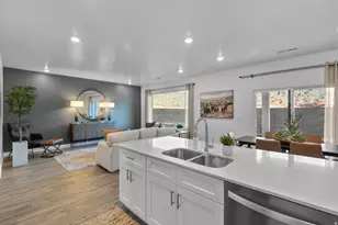 1498 S Sinawava Dr E, Washington, UT 84780 - Photo 18