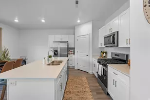 1498 S Sinawava Dr E, Washington, UT 84780 - Photo 16