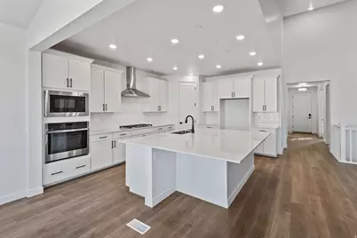 3095 E 1000 S #304, Spanish Fork, UT 84660 - Photo 1