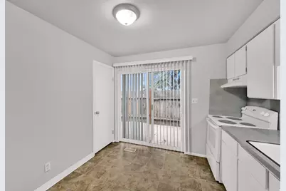 64 W 1425 N, Sunset, UT 84015 - Photo 12