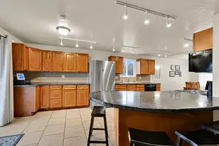 1629 E Juniper St, Layton, UT 84040 - Photo 12