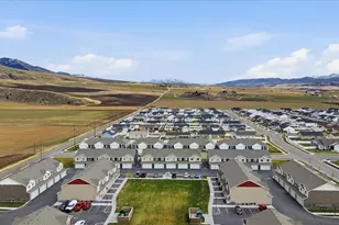 1564 E 460 S, Hyrum, UT 84319 - Photo 30