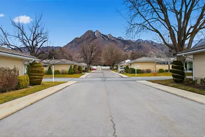 5164 S 1870 E, Holladay, UT 84117 - Photo 2