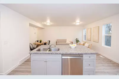 641 S Plum Creek Ln, Ogden, UT 84404 - Photo 10