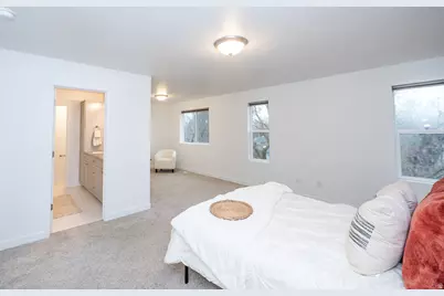 641 S Plum Creek Ln, Ogden, UT 84404 - Photo 14