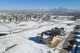 6864 W Lake Ave S, South Jordan, UT 84009 - Photo 4