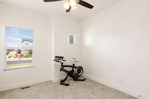 812 N Spring Ln, Spanish Fork, UT 84660 - Photo 18