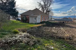 385 N 135 W, Lindon, UT 84042 - Photo 2