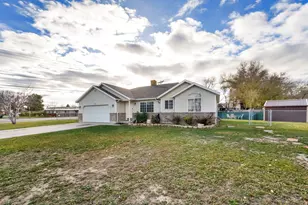 3084 Royal Wulff Ln, West Valley, UT 84120 - Photo 2