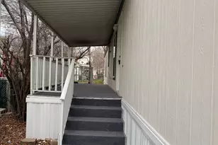 853 W Mount Nebo Dr S, Taylorsville, UT 84123 - Photo 16