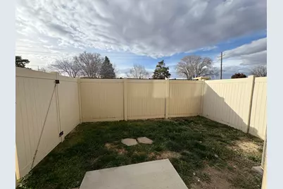 180 S Tamarak Cir, Lehi, UT 84043 - Photo 16