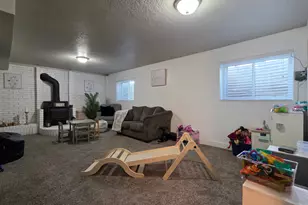 7223 W Gardenia Ave S, Magna, UT 84044 - Photo 14